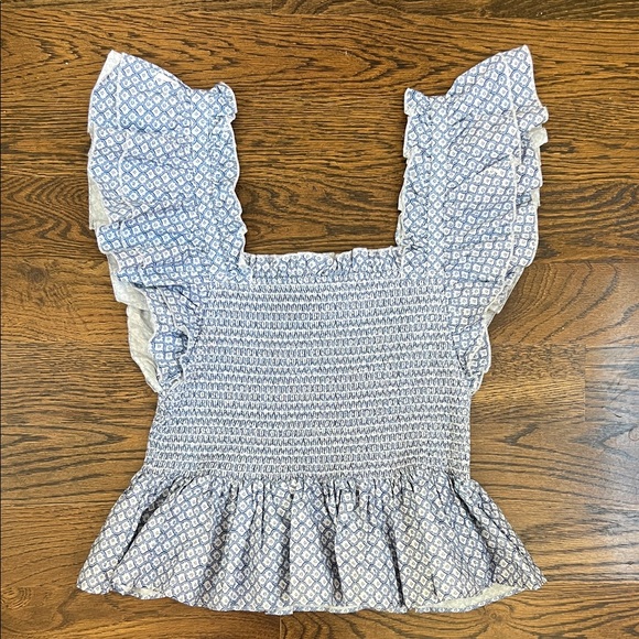 OPT Smocked Top Size Large - Picture 1 of 3